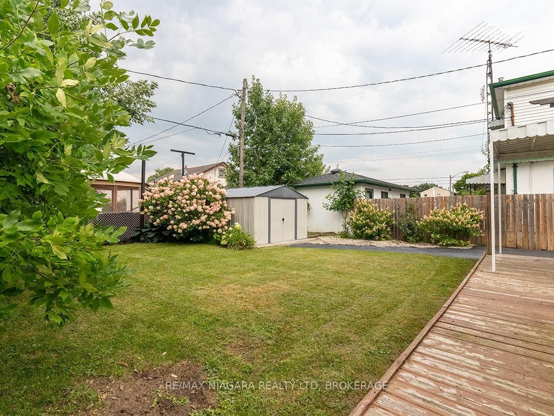 406 Dieppe Street • Welland, ON photo 20