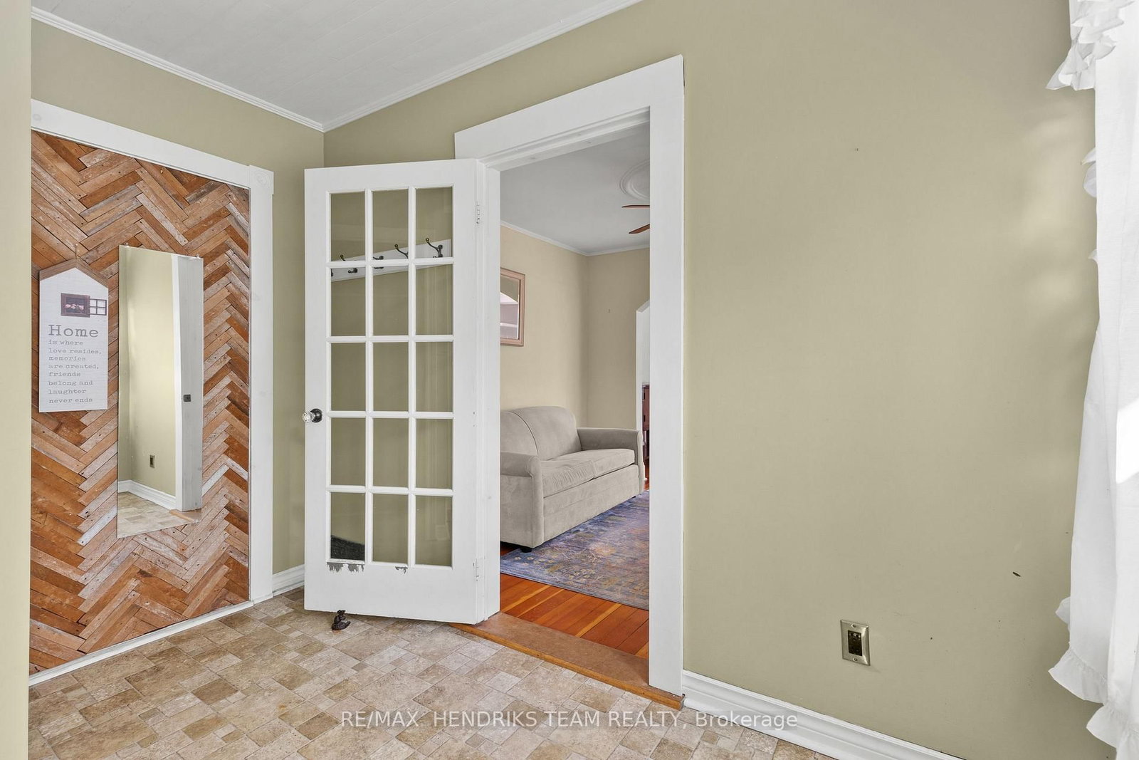 134 1/2 York Street • St. Catharines, ON photo 4