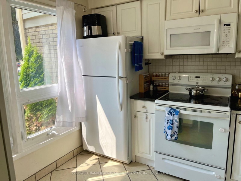 52 - 6767 THOROLD STONE Road