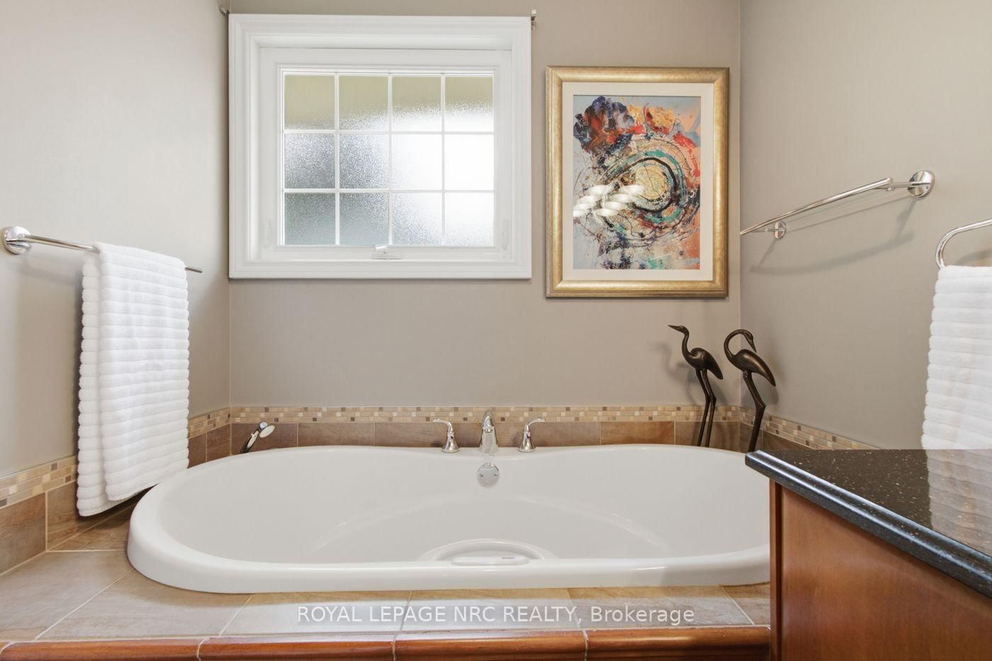 7 king's grant Court W • St. Catharines, ON photo 19