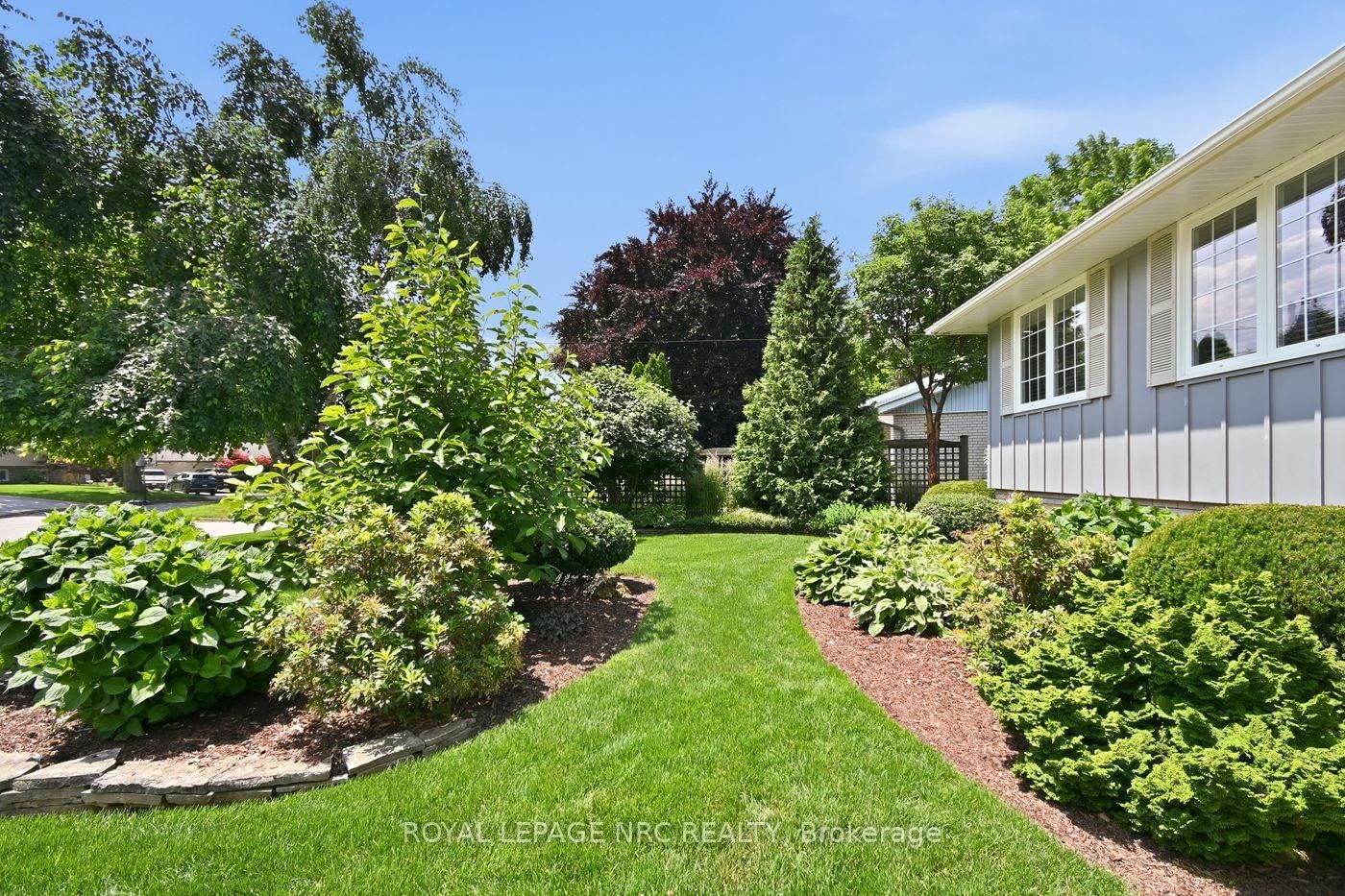 7 king's grant Court W • St. Catharines, ON photo 41