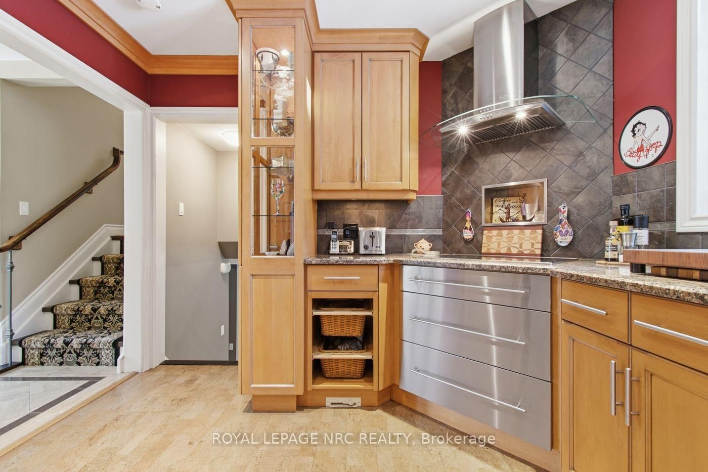 7 king's grant Court W • St. Catharines, ON photo 5