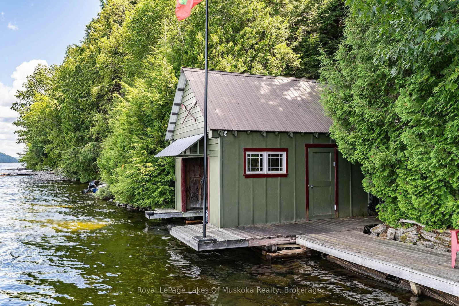 14170 Kawagama Long Island • Algonquin Highlands, ON photo 13