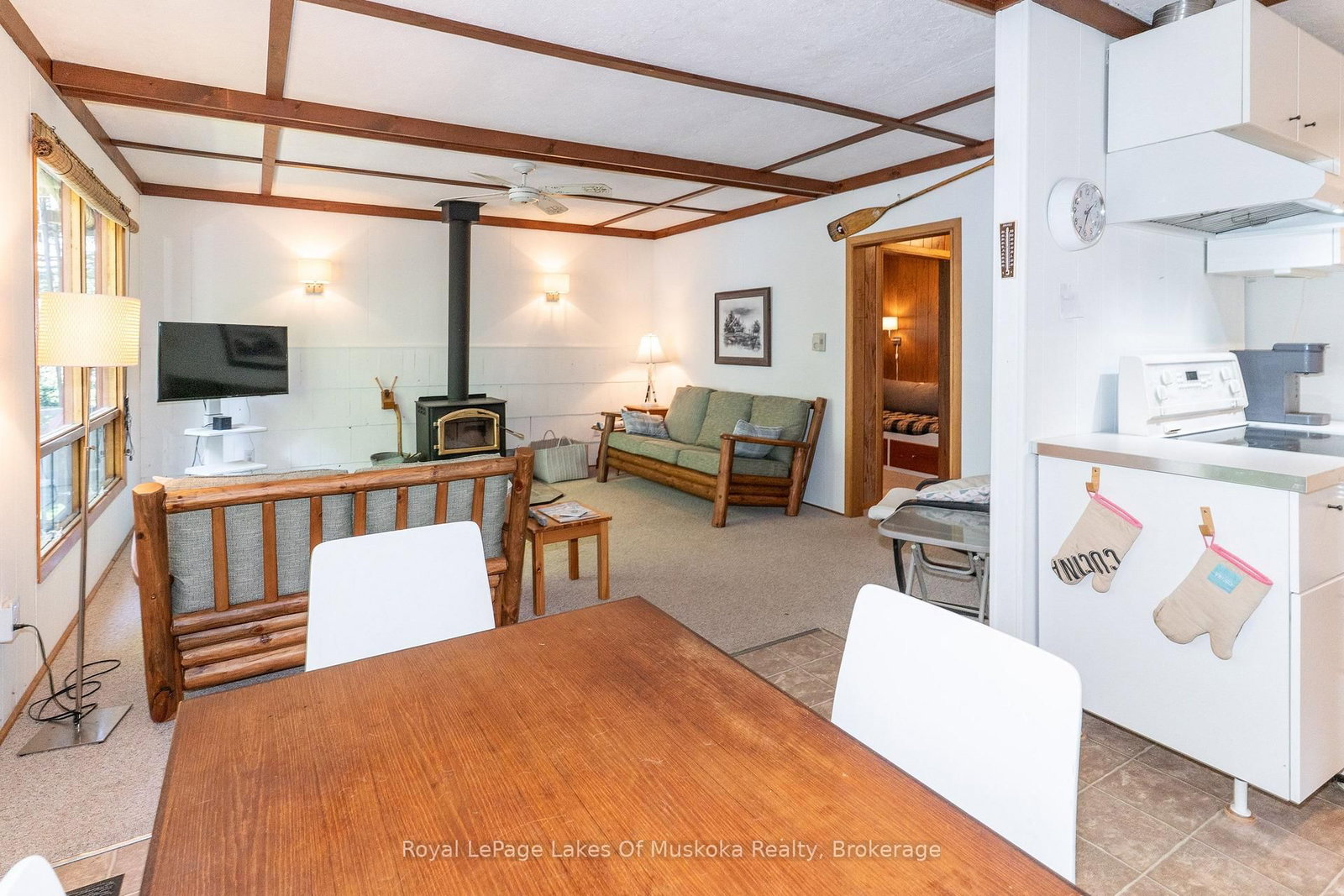 14170 Kawagama Long Island • Algonquin Highlands, ON photo 28