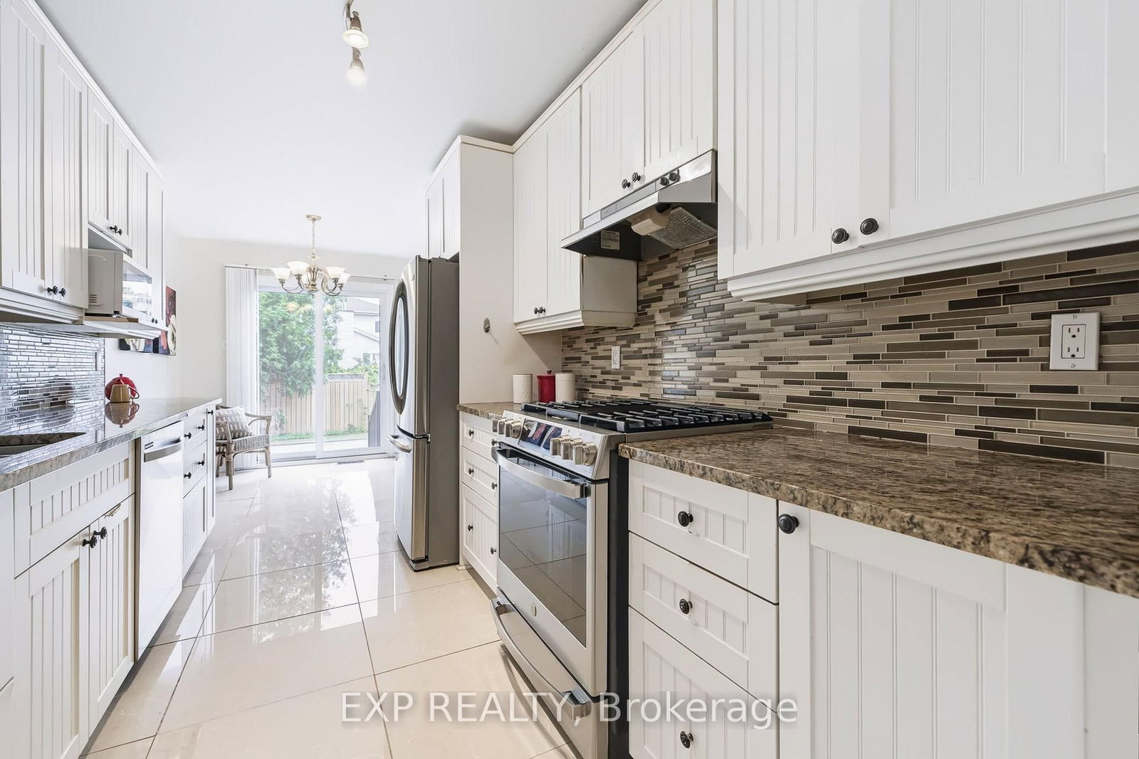 110 Cedarock Drive • Ottawa, ON photo 17
