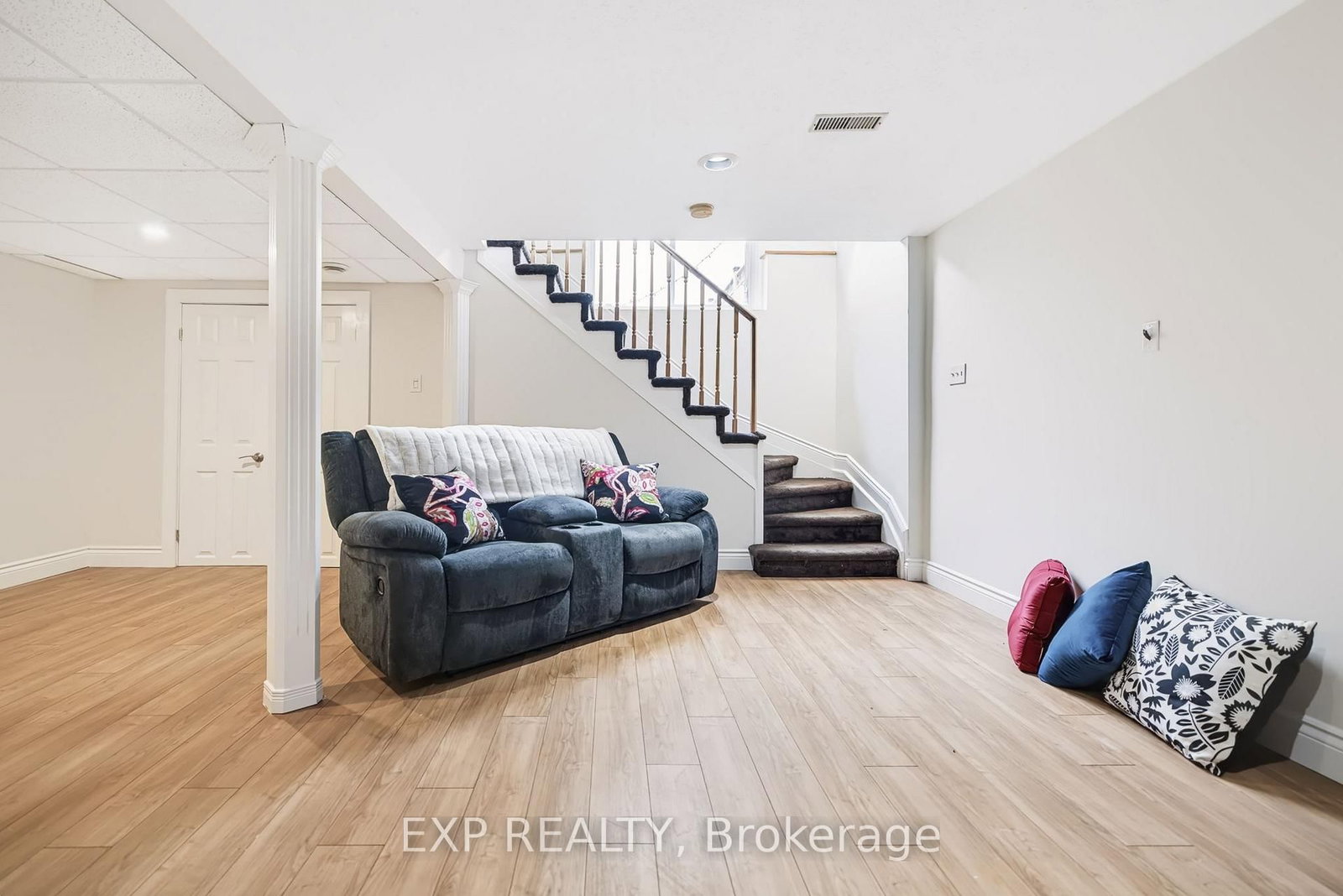 110 Cedarock Drive • Ottawa, ON photo 36
