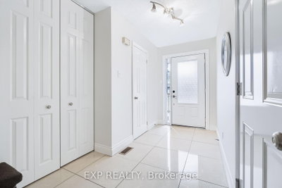 110 Cedarock Drive • Ottawa, ON photo 4