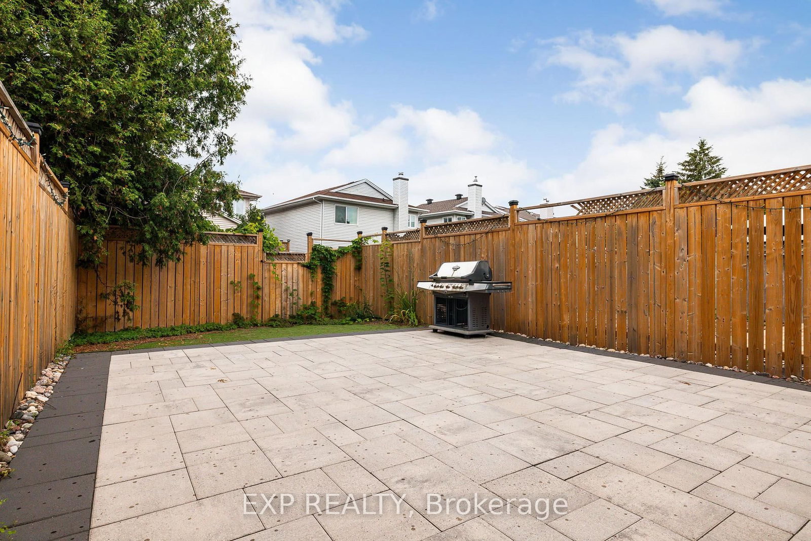 110 Cedarock Drive • Ottawa, ON photo 41