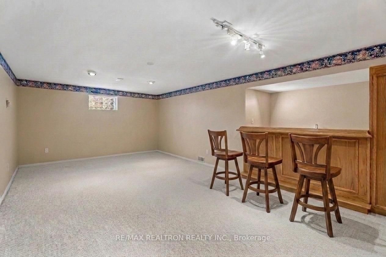 831 Mohawk Road E • Hamilton, ON photo 30