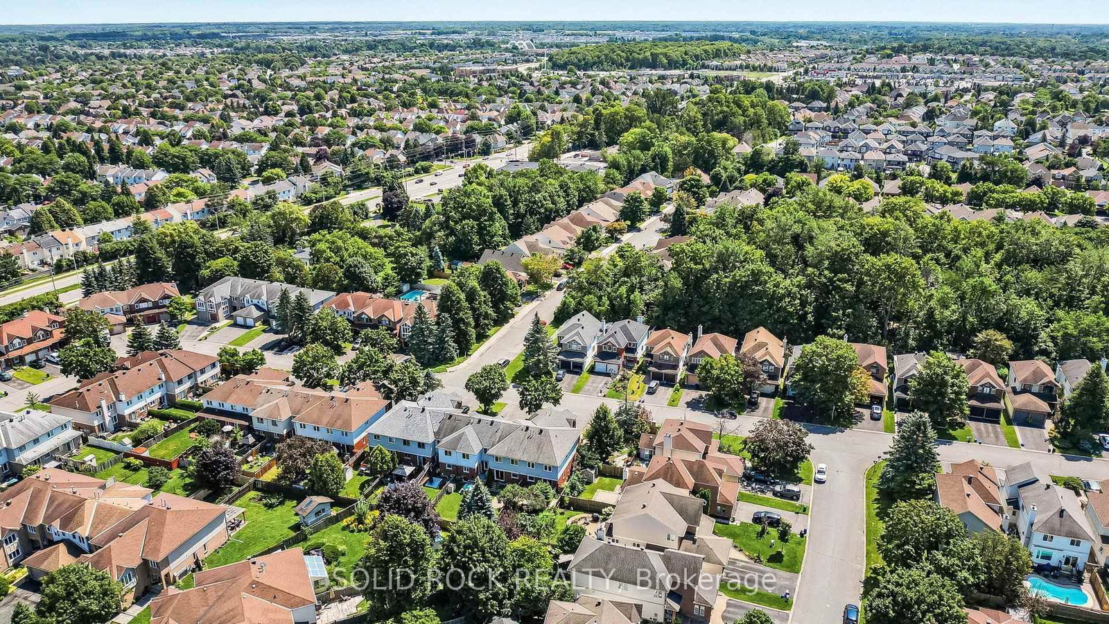 76 Grenadier Way • Ottawa, ON photo 34