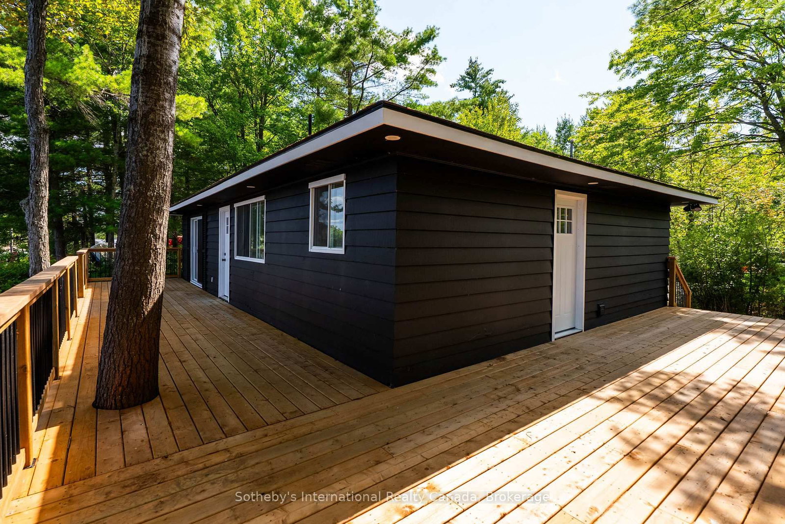 1055 West Bank Drive • #COTTAGE • Gravenhurst, ON photo 15