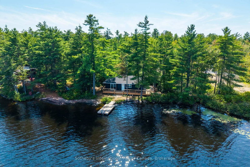 COTTAGE - 1055 West Bank Drive