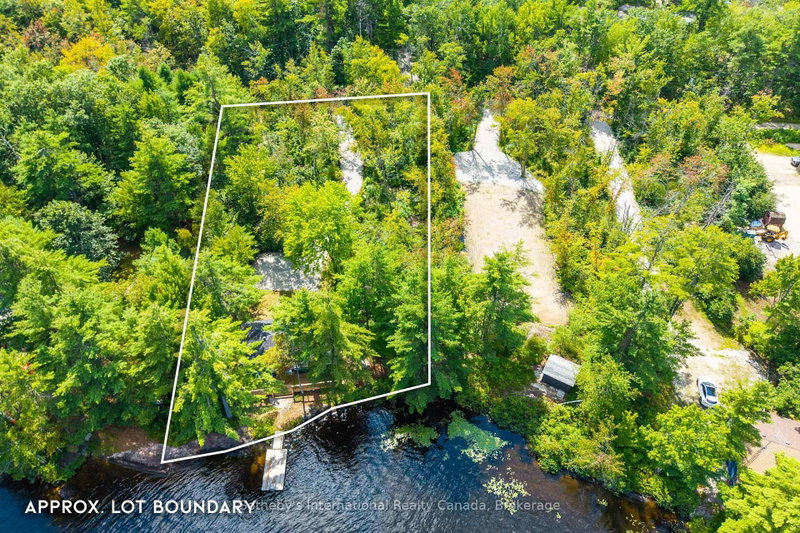 1055 West Bank Dr photo 4