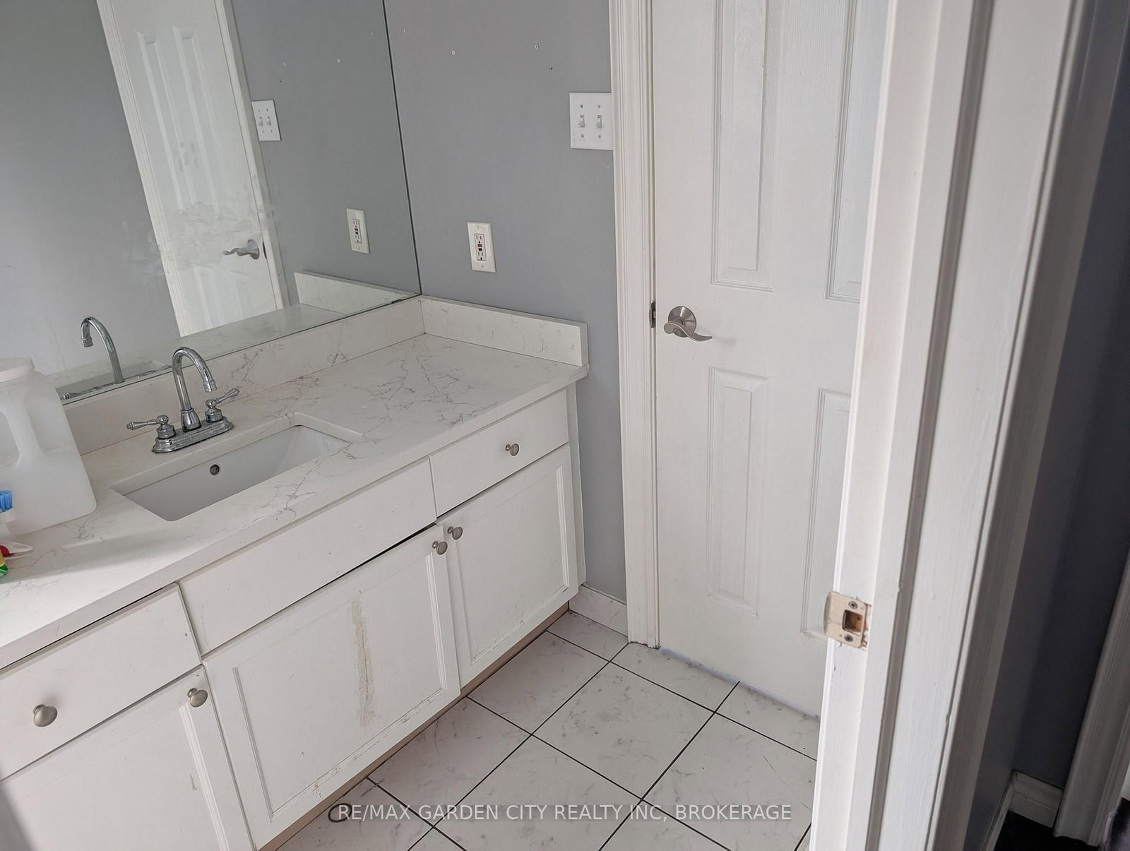 158 SUMMERS Drive • Thorold, ON photo 13