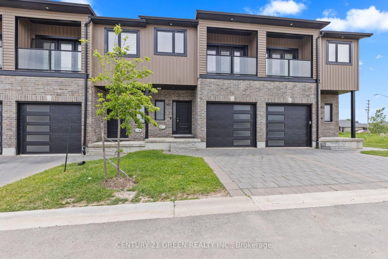 851 Sarnia Road