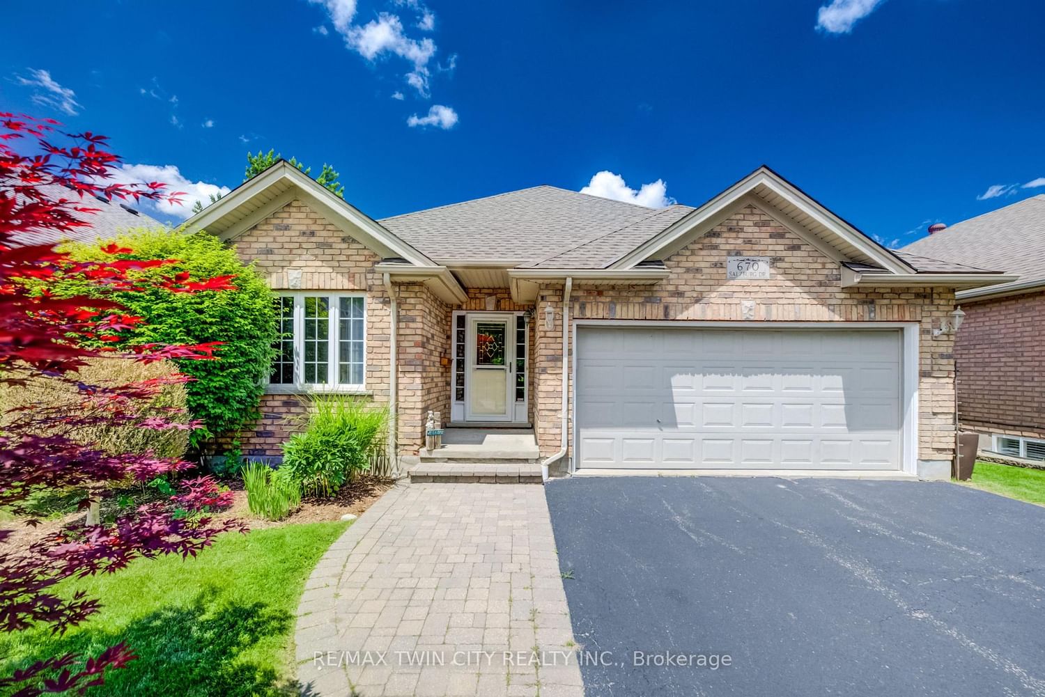670 Salzburg Drive • Waterloo, ON photo 1