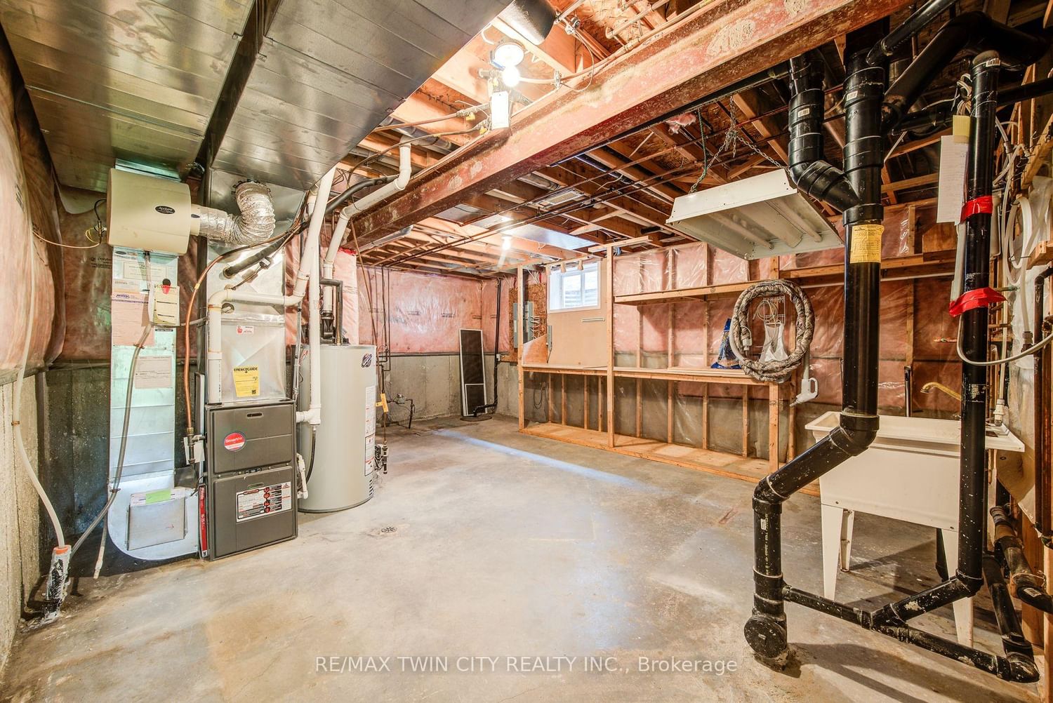 670 Salzburg Drive • Waterloo, ON photo 32