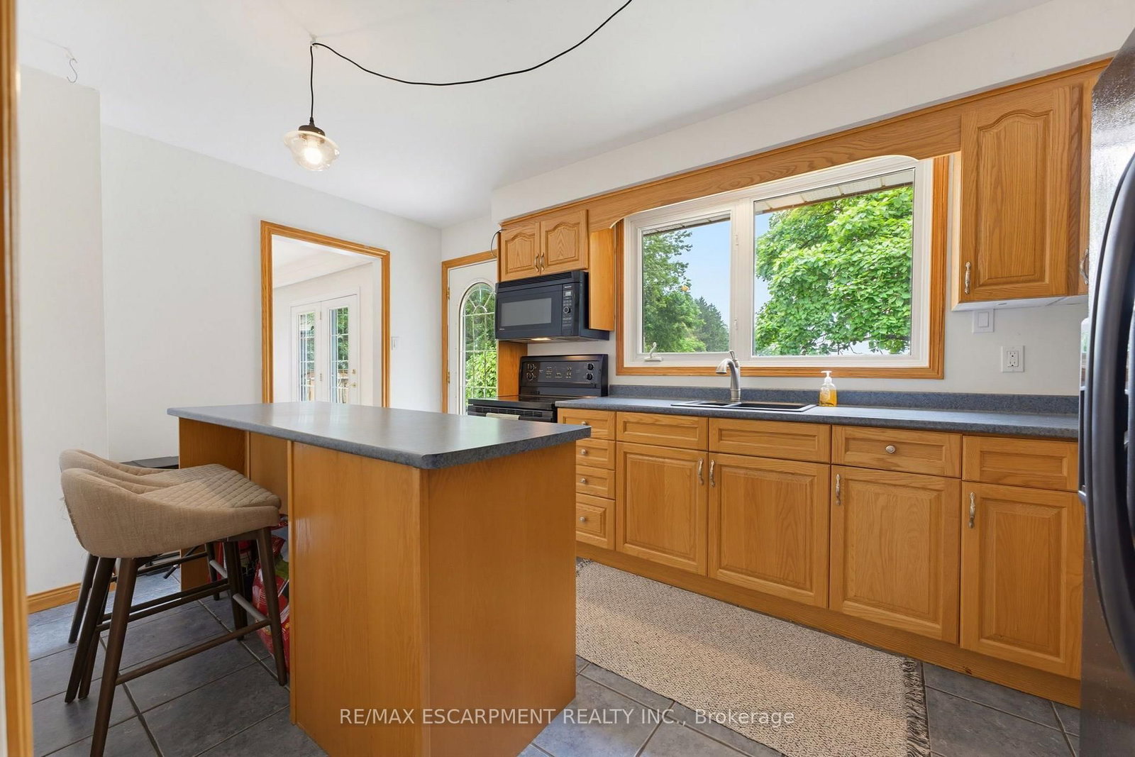 200 Lynden Road • Hamilton, ON photo 11