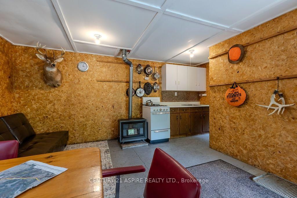 00 O'Brien Road • Eganville, ON photo 14
