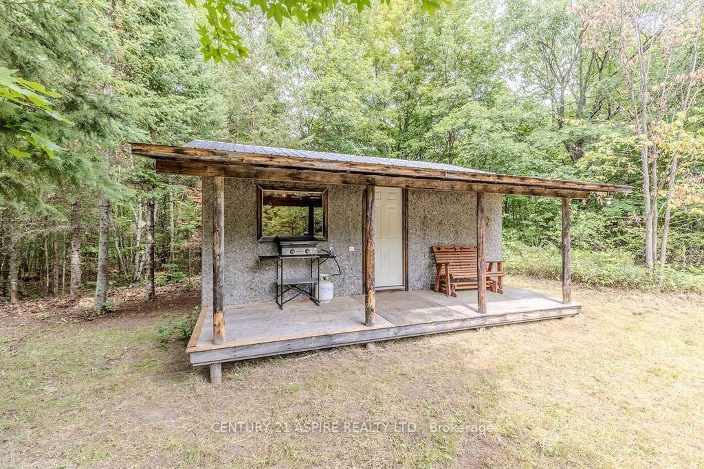 00 O'Brien Road • Eganville, ON photo 2