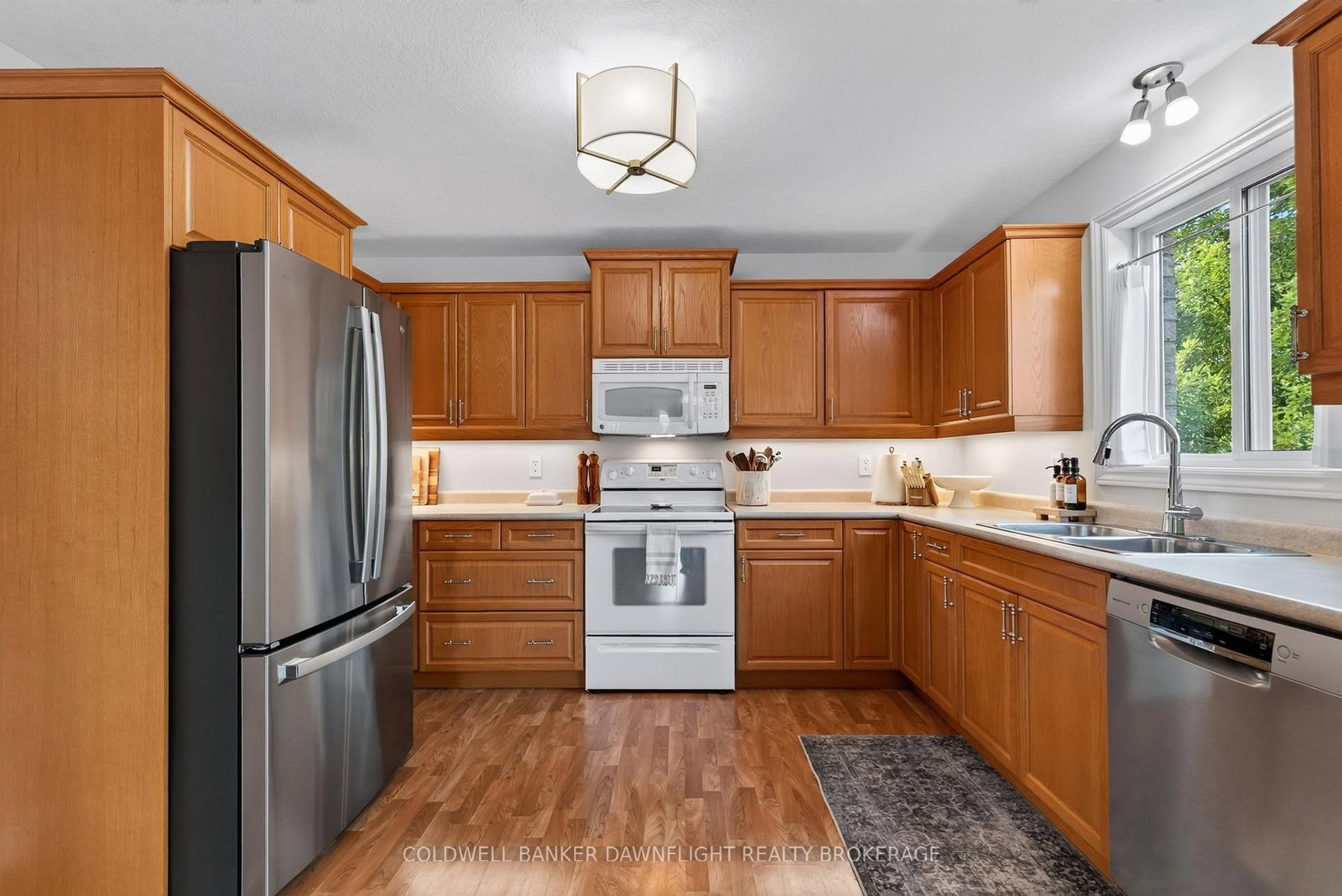7 Finch Street • North Middlesex, ON photo 12