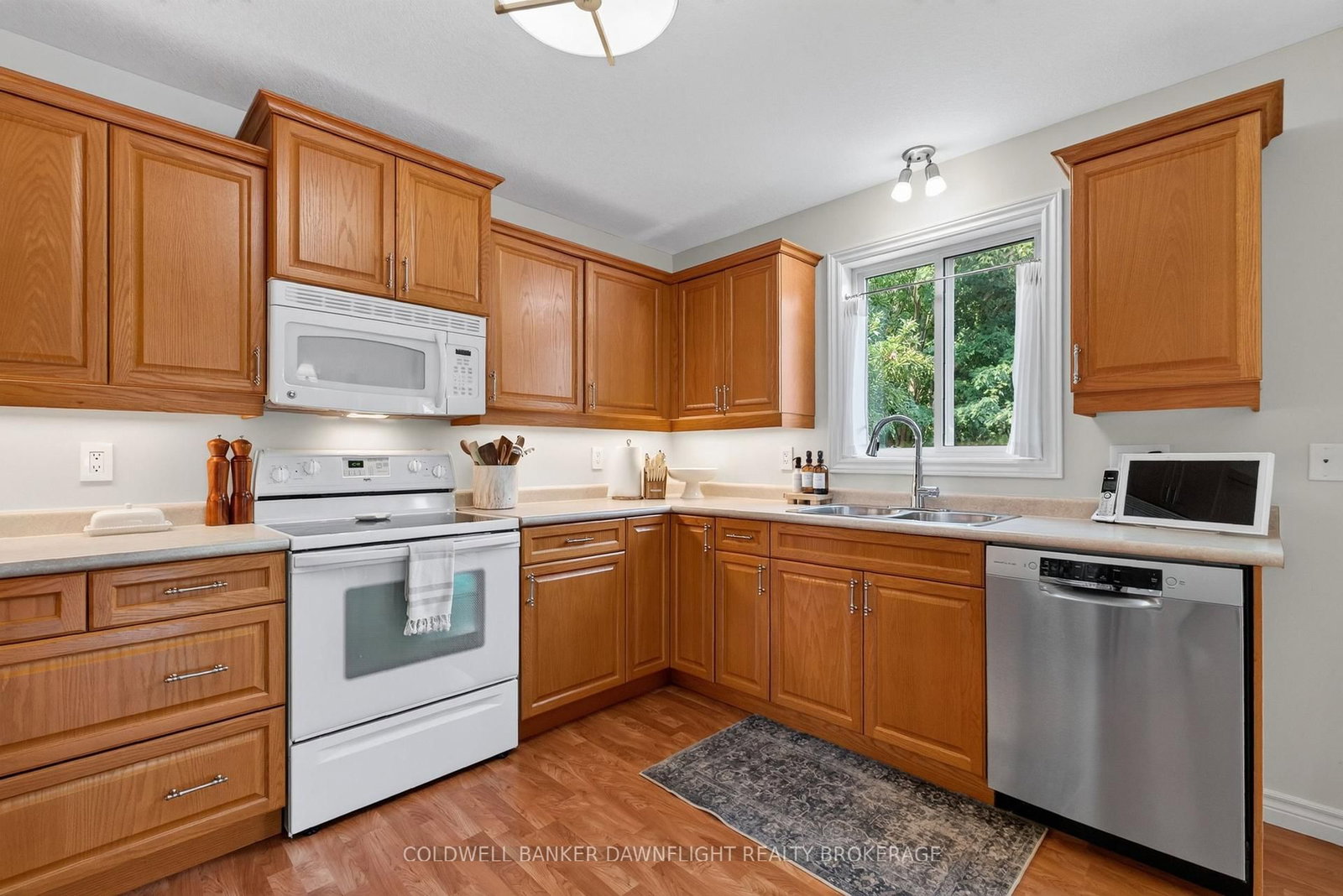 7 Finch Street • North Middlesex, ON photo 13