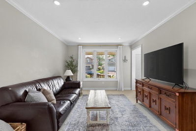 7 Finch Street • North Middlesex, ON photo 8