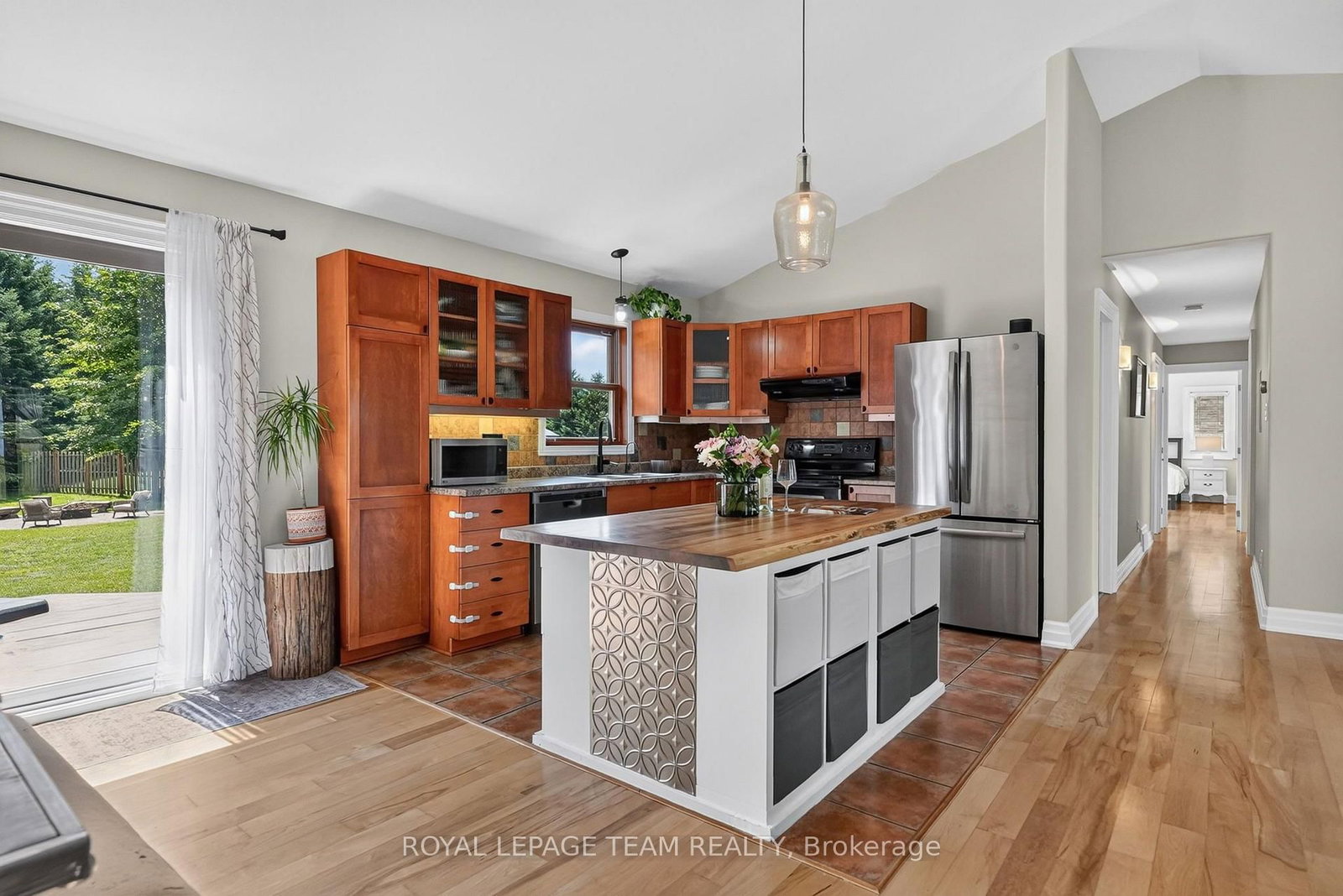 1550 Stanleyfield Crescent • Greely, ON photo 13