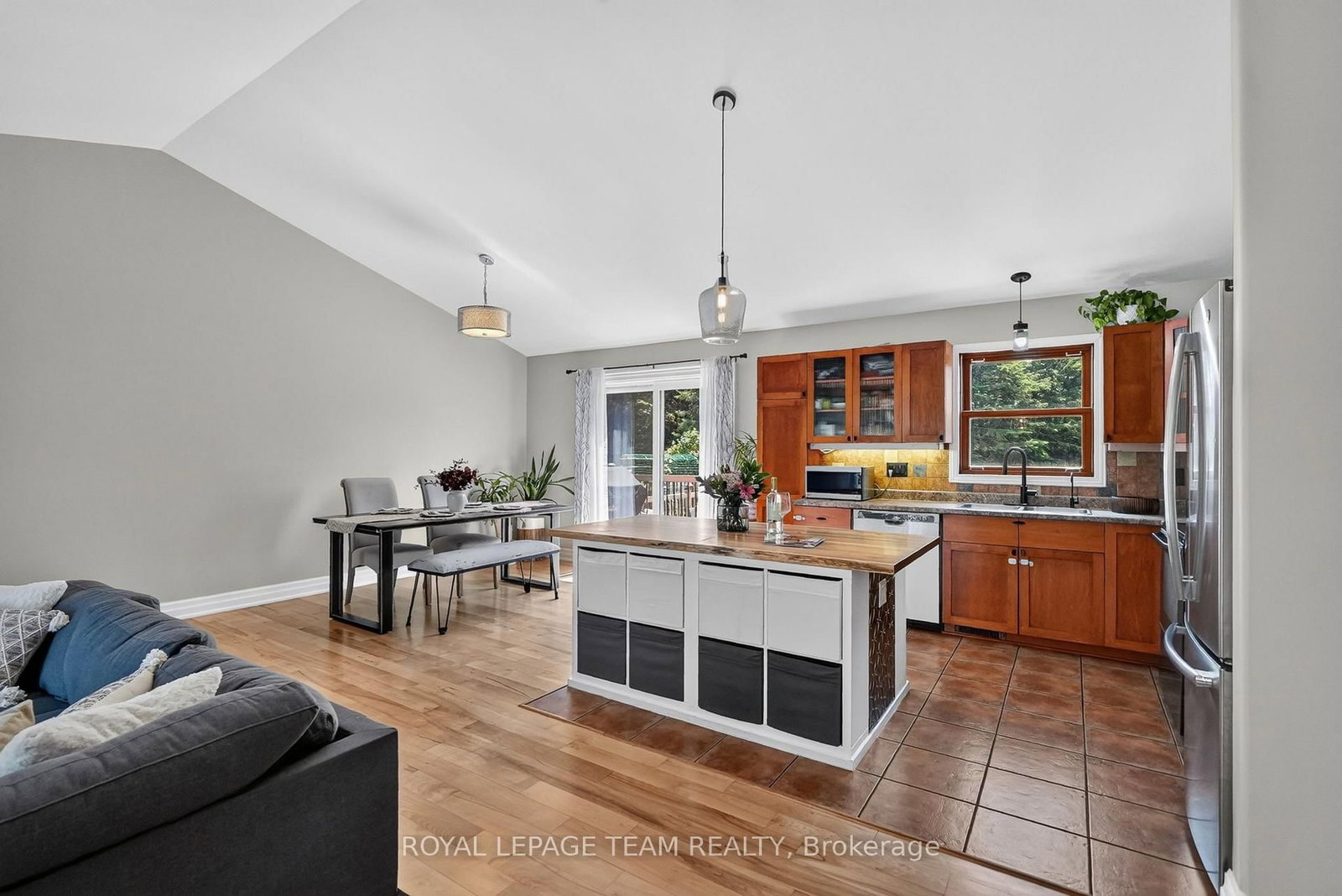 1550 Stanleyfield Crescent • Greely, ON photo 17