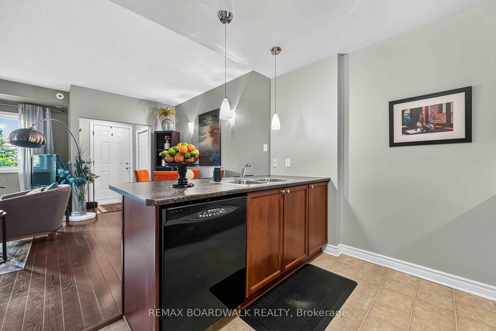 241 Crestway Drive • #C • Ottawa, ON photo 16
