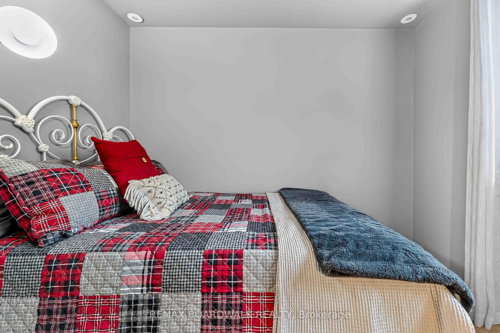 241 Crestway Drive • #C • Ottawa, ON photo 20