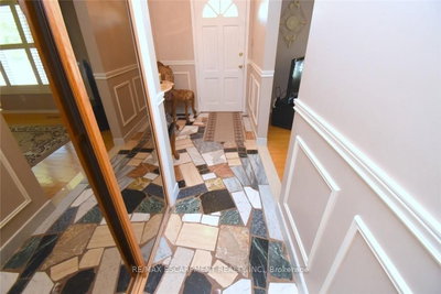 36 Abbington Drive • Hamilton, ON photo 7