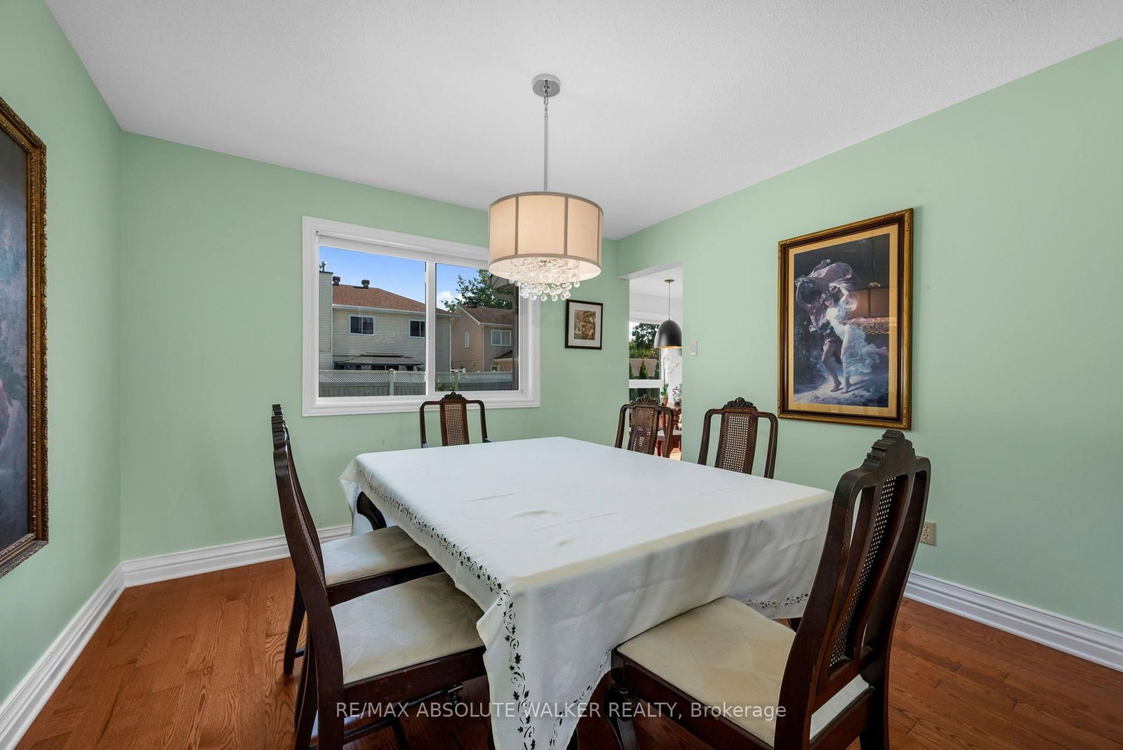 6161 Lariviere Crescent • Ottawa, ON photo 8