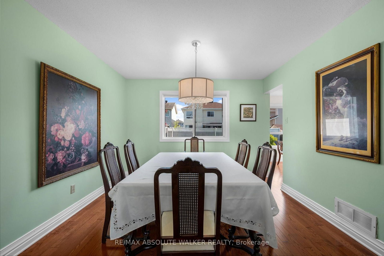 6161 Lariviere Crescent • Ottawa, ON photo 9