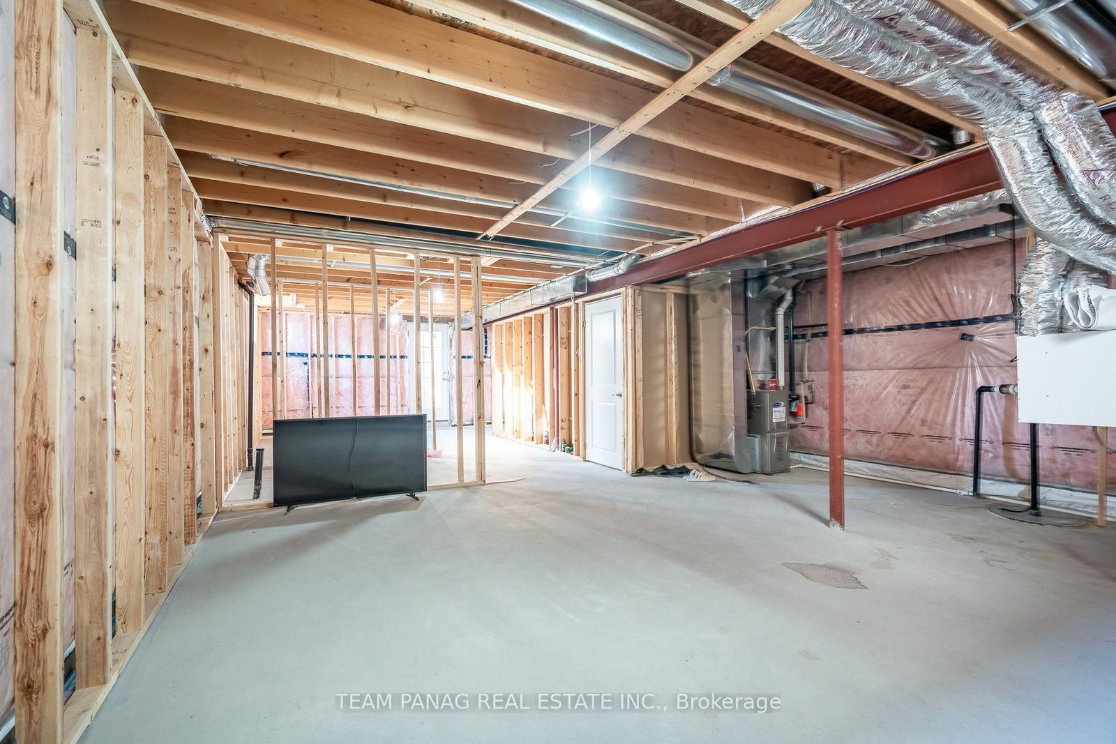141 Crow Street • Welland, ON photo 41