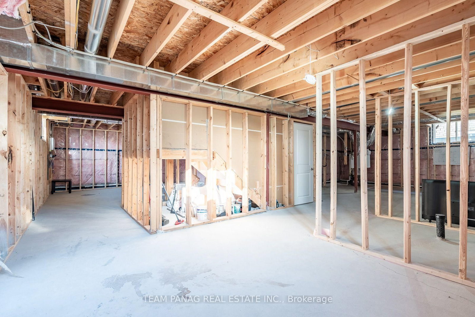 141 Crow Street • Welland, ON photo 43