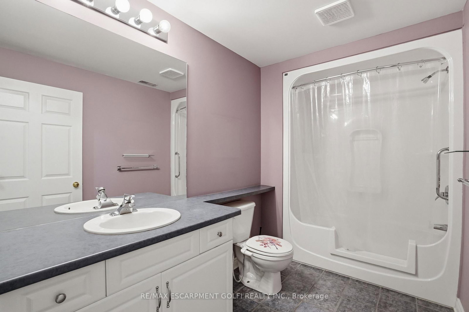 58 Glendale Avenue • #12 • St. Catharines, ON photo 25