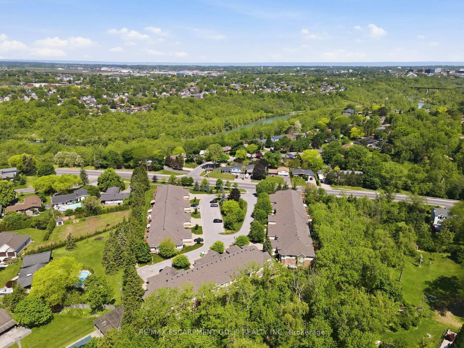 58 Glendale Avenue • #12 • St. Catharines, ON photo 42