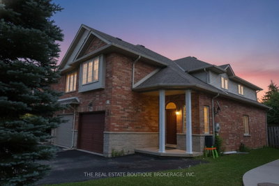 Townhouse for sale at 509 Southridge Drive, Hamilton, Ontario, L9C 7V4 - Mountview - MLS: X13677496