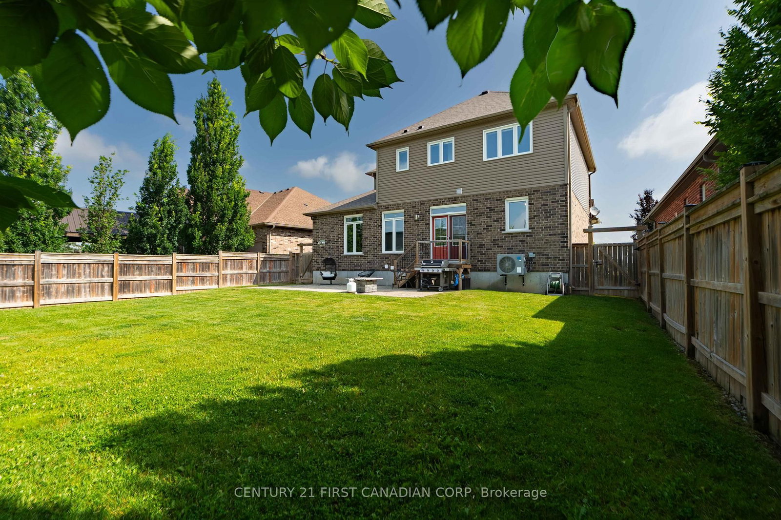 155 Spencer Avenue • Lucan Biddulph, ON photo 10