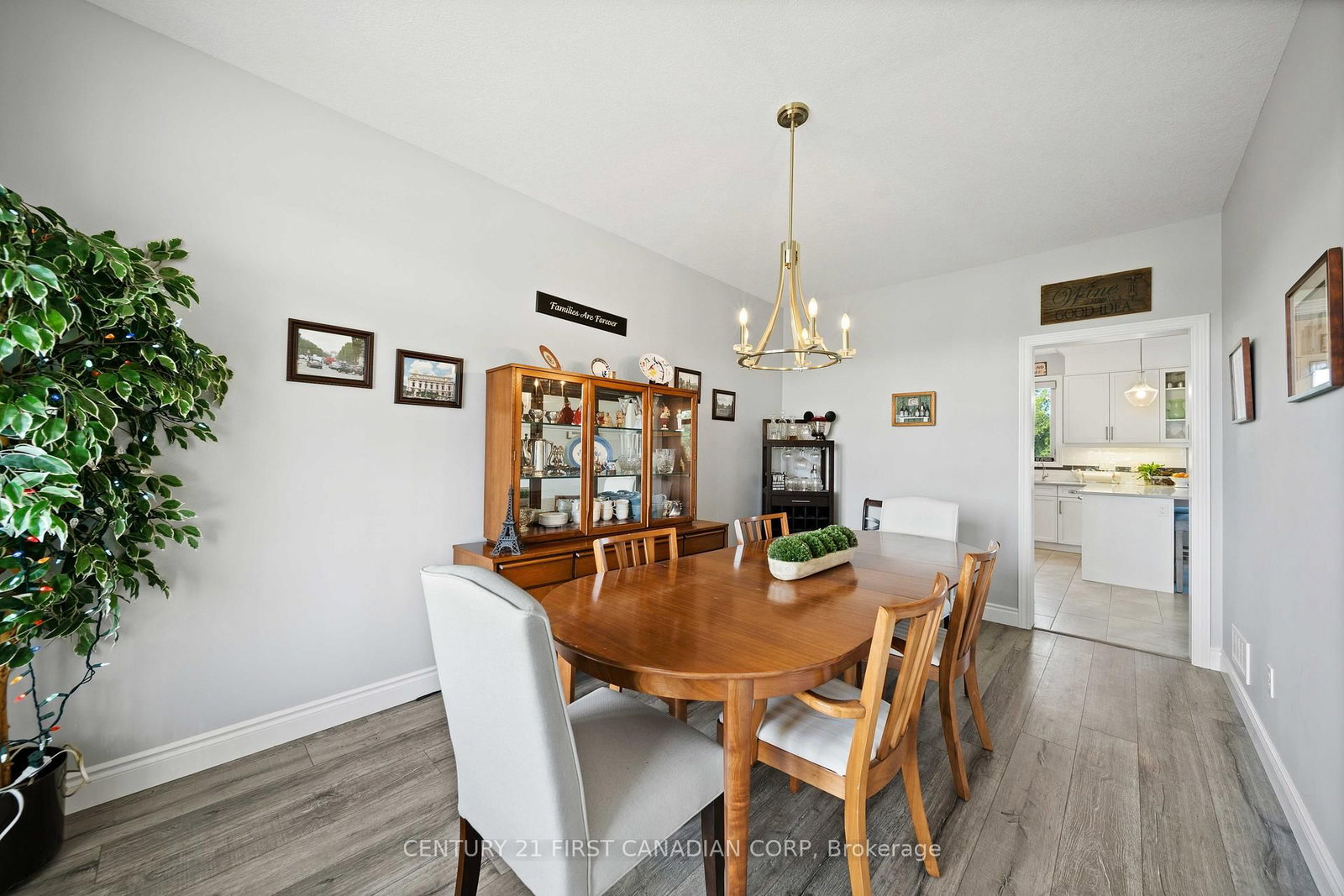 155 Spencer Avenue • Lucan Biddulph, ON photo 22