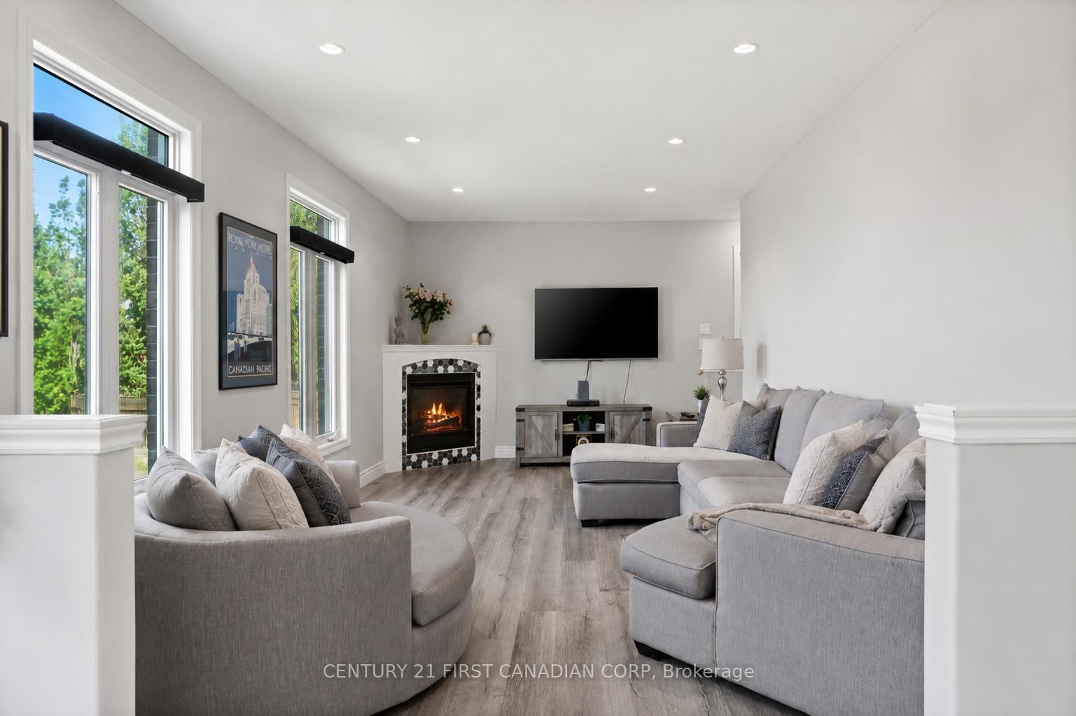 155 Spencer Avenue • Lucan Biddulph, ON photo 24