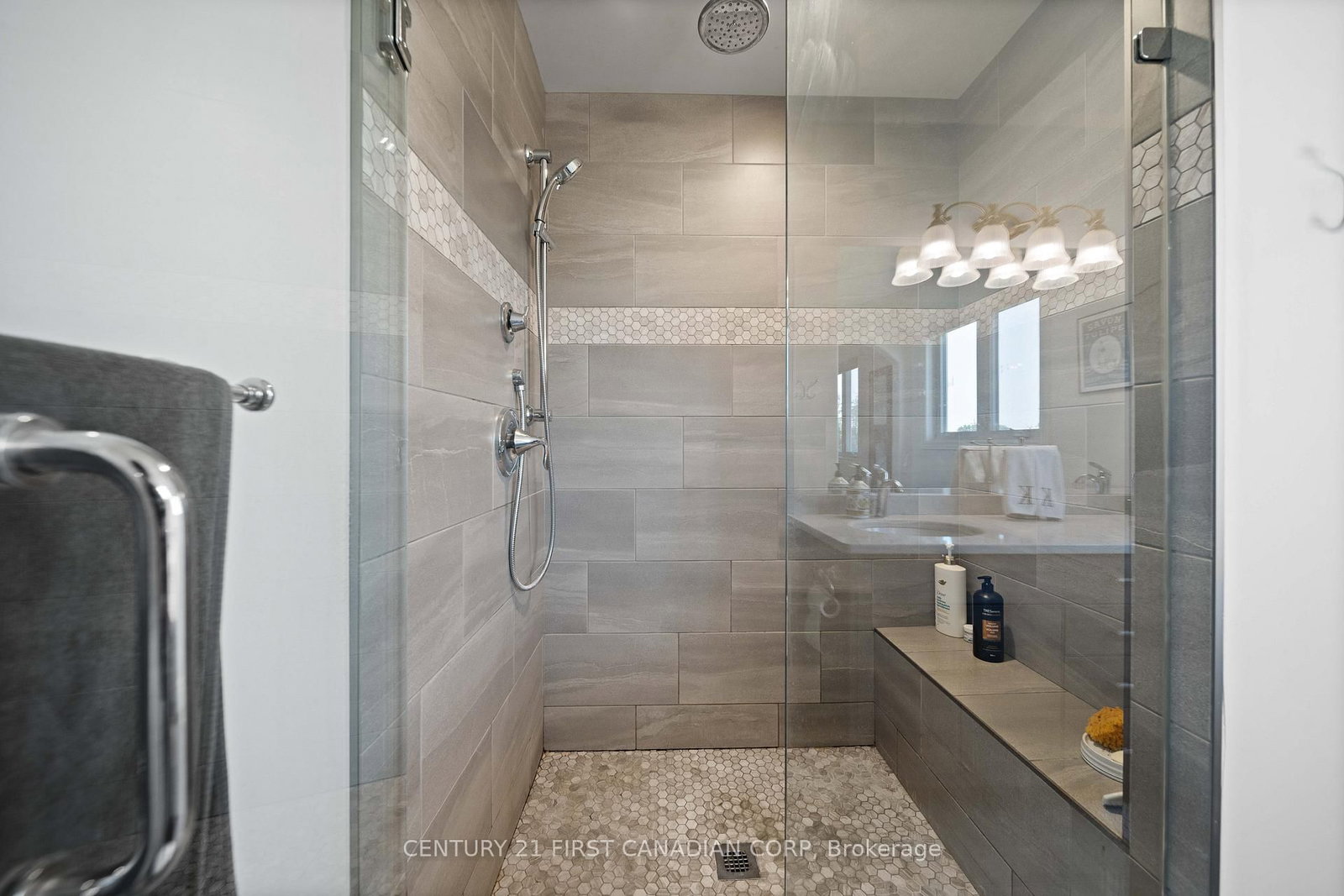 155 Spencer Avenue • Lucan Biddulph, ON photo 35