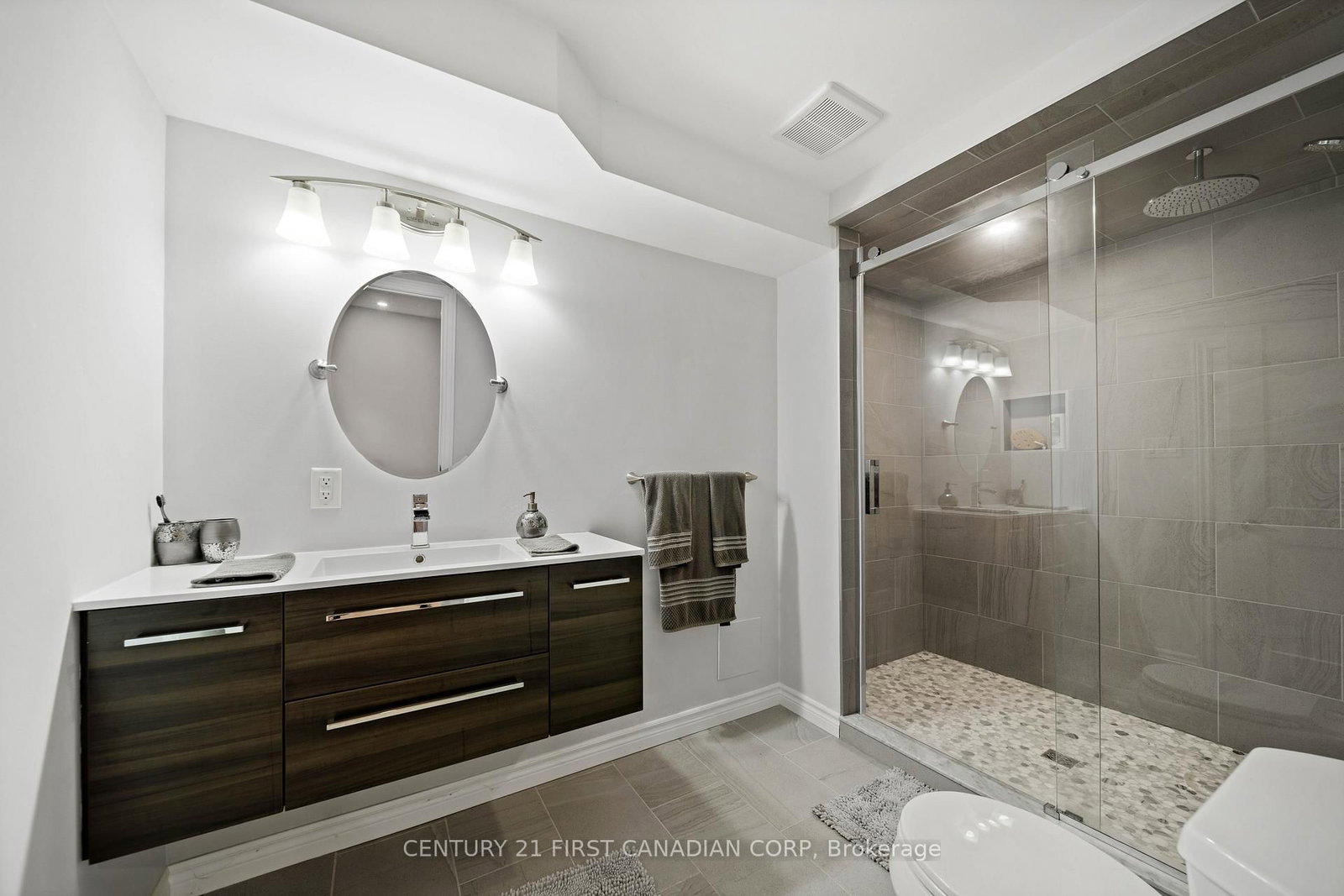 155 Spencer Avenue • Lucan Biddulph, ON photo 44