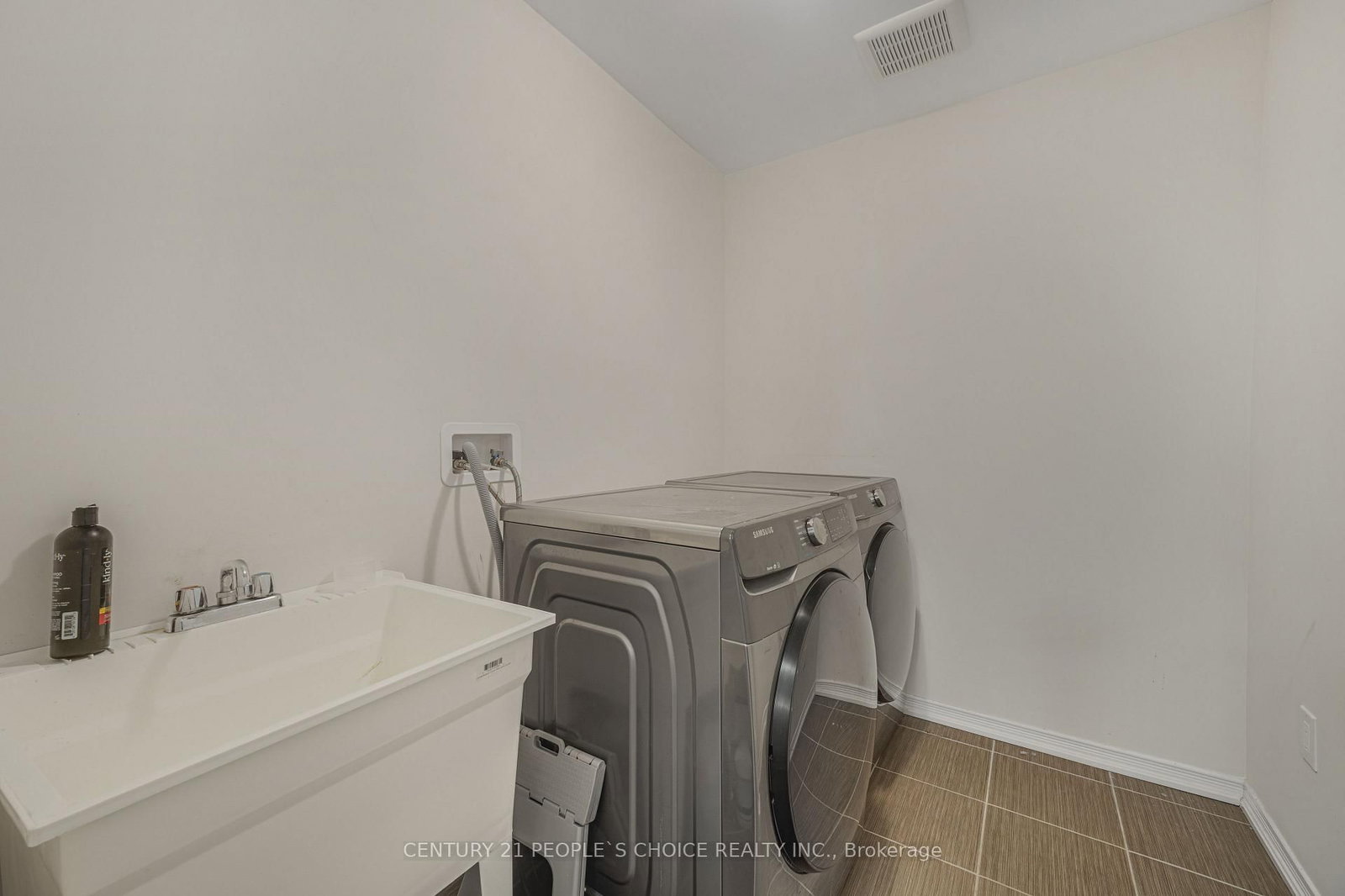 3 Sara Drive • Thorold, ON photo 11