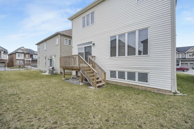 3 Sara Drive • Thorold, ON photo 5