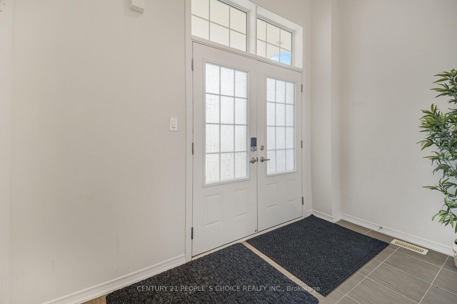 3 Sara Drive • Thorold, ON photo 8