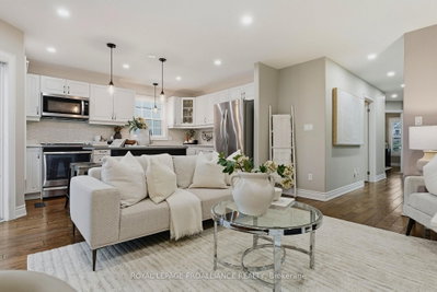 8 Bigwood Crescent • Port Hope, ON photo 9