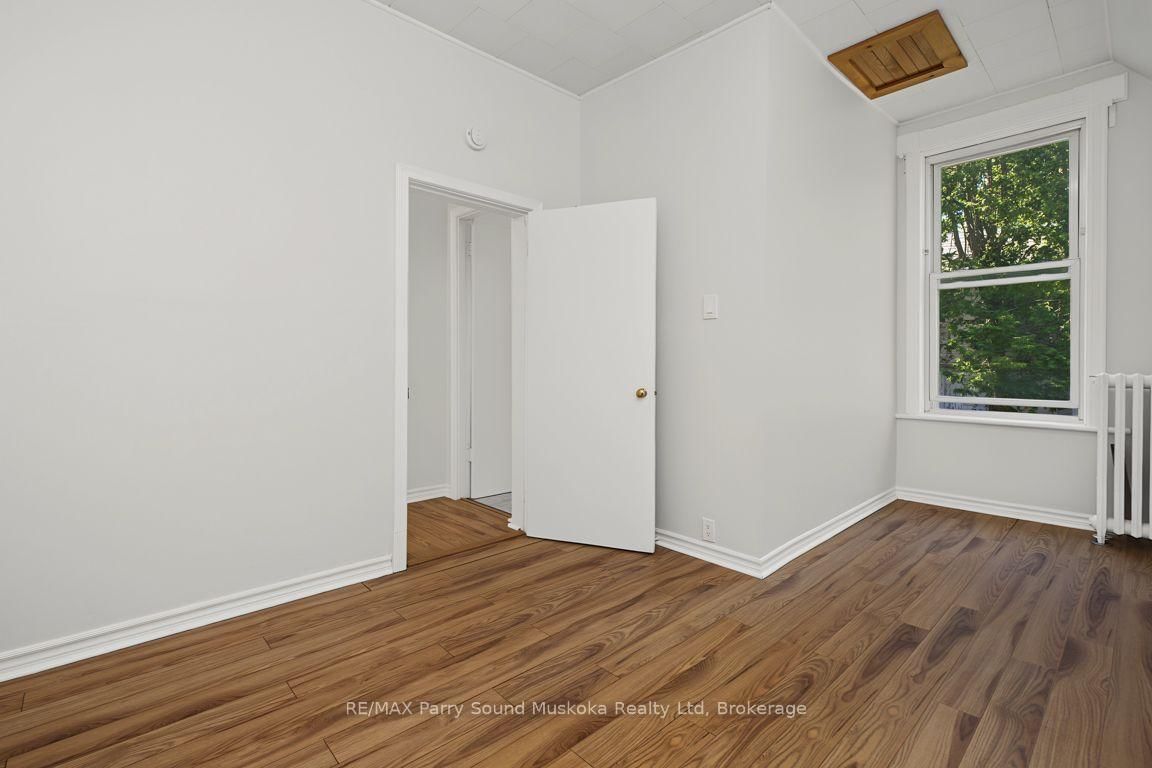 46 Church Street • Parry Sound, ON photo 12