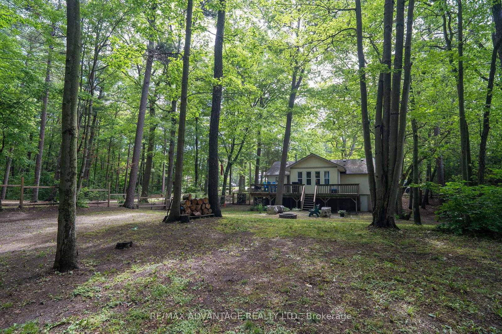 263 Ontario Street S • Lambton Shores, ON photo 35